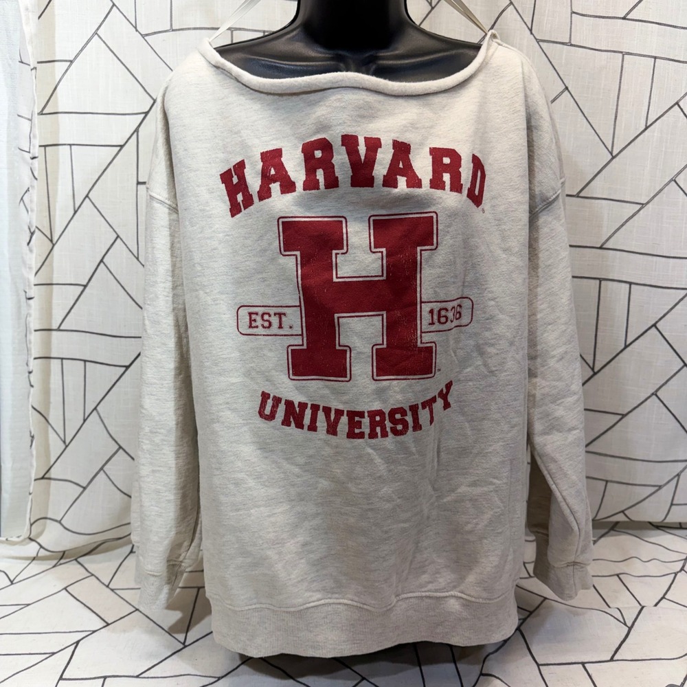 Harvard University Sweatshirt XL Gray Boat‎ Neck Veritas Pullover Sweatshirt